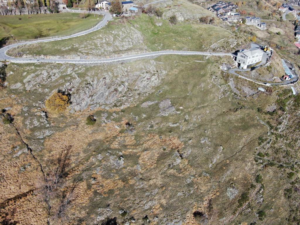 Terreny en venda a L'Aldosa de Canillo, 9780 metres