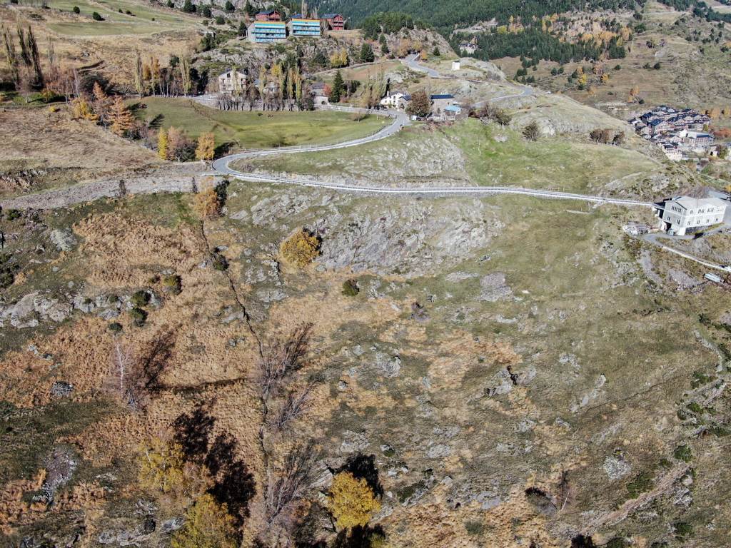 Terreny en venda a L'Aldosa de Canillo, 9780 metres